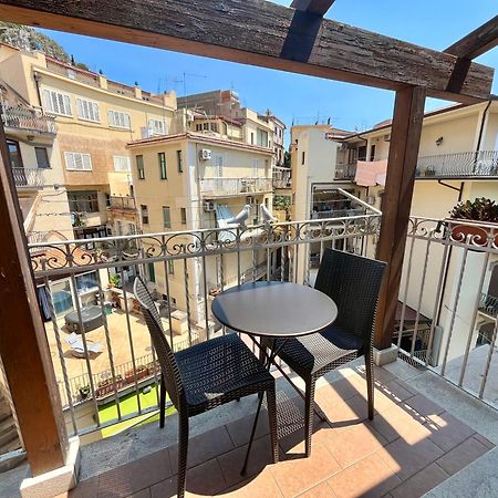 Sole Apartment Taormina Buitenkant foto